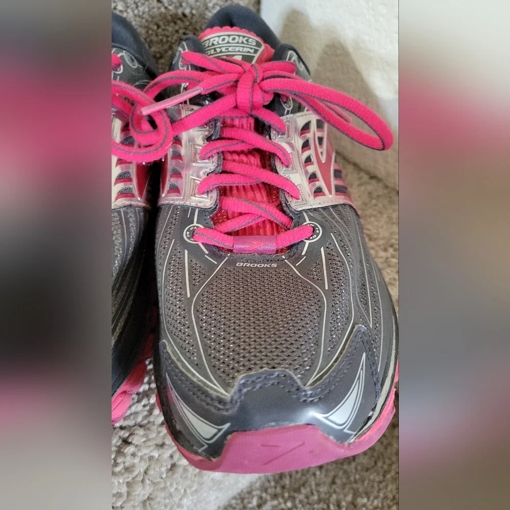 Brooks Glycerin 14 Womens Shoes Size 9.5